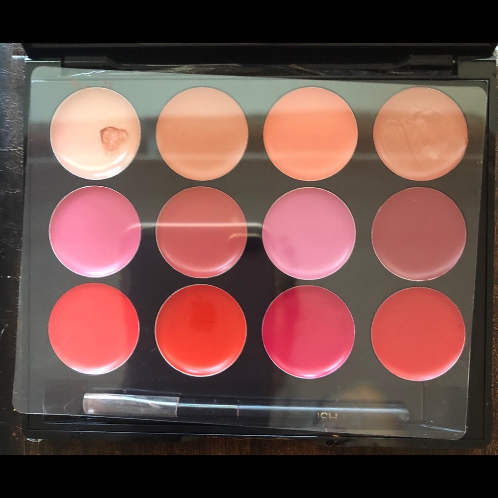 Sold out ISH pallet, mark in one color never used!